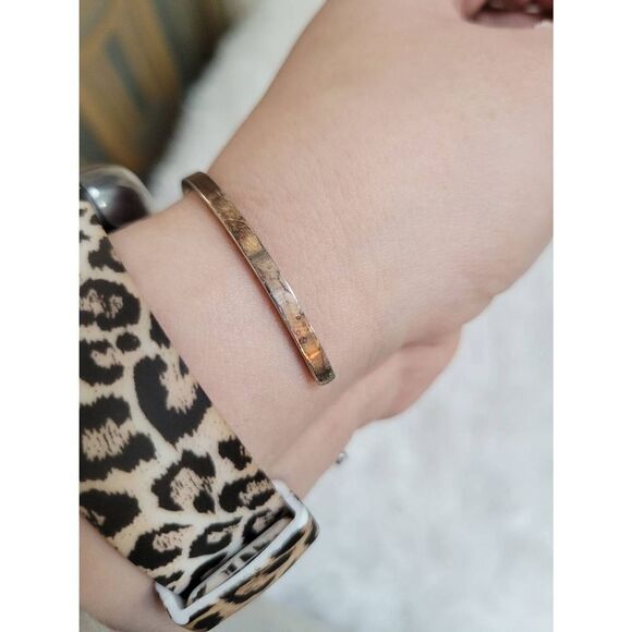 Motivational Cuff Link Bangle Bracelet "KEEP MOVING FORWARD" - Picture 4 of 5